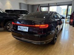 Volkswagen Passat 330TSI Starry Sky Elite - ფოტო 12