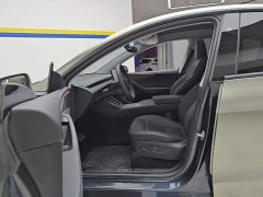 Tesla Model Y Long Range All-Wheel Drive - ფოტო 9