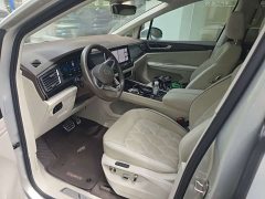 Volkswagen Viloran 380TSI Prestige - ფოტო 4