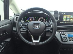 Honda Odyssey 2022 2.0L e:HEV Luxury - ფოტო 15