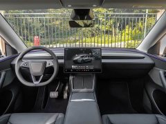 Tesla Model Y Rear-Wheel Drive - ფოტო 12
