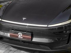 Tesla Model Y Rear-Wheel Drive - ფოტო 8