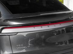 Tesla Model Y Rear-Wheel Drive - ფოტო 9