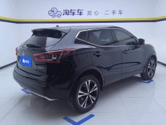 Nissan Qashqai 2.0L CVT Luxury - ფოტო 3