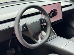 Tesla Model Y Rear-Wheel Drive - ფოტო 10