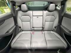 Tesla Model Y Rear-Wheel Drive - ფოტო 15