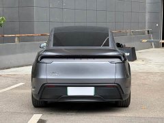 Tesla Model Y Rear-Wheel Drive - ფოტო 6