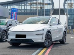 Tesla Model Y Rear-Wheel Drive - ფოტო 1