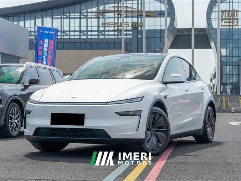 2025 Tesla Model Y Rear-Wheel Drive
