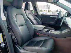 Tesla Model Y Rear-Wheel Drive - ფოტო 15