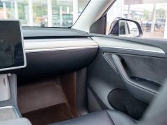 Tesla Model Y Rear-Wheel Drive - ფოტო 18