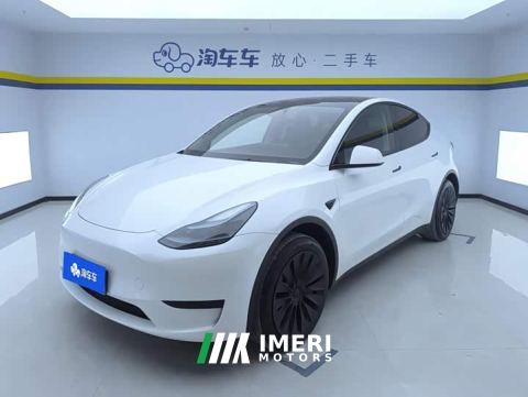 2024 Tesla Model Y Rear-Wheel Drive