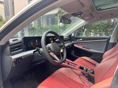 Volkswagen Lingdu L 280TSI DSG Dazzling Red Edition - ფოტო 4
