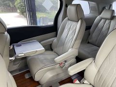 Buick GL8 Land Business Class Comfort Edition - ფოტო 17