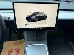 Tesla Model Y Rear-Wheel Drive - ფოტო 16