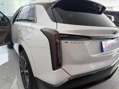 Cadillac XT5 2025 2.0T Luxury - ფოტო 17