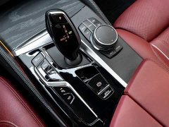 BMW 5 Series 530Li Luxury M Sport Package - ფოტო 20