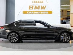BMW 5 Series 530Li Luxury M Sport Package - ფოტო 4