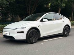 Tesla Model Y Rear-Wheel Drive - ფოტო 1