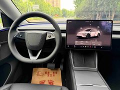 Tesla Model Y Rear-Wheel Drive - ფოტო 15