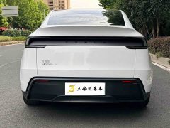 Tesla Model Y Rear-Wheel Drive - ფოტო 9