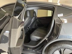 Tesla Model Y Rear-Wheel Drive - ფოტო 19