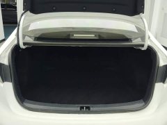 Toyota Corolla 1.8L CVT Luxury - ფოტო 4