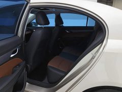 Geely Emgrand UP 1.5L CVT Upward Edition - ფოტო 11