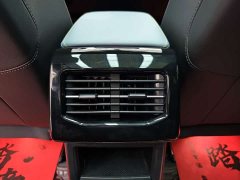 Geely ID.4 X Facelift Smart Edition Pure Intelligent Comfort Version - ფოტო 12