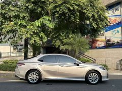 Toyota Camry 2.0G Luxury Edition - ფოტო 16