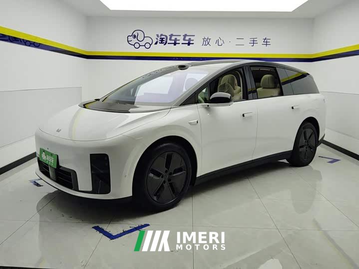 Li Auto i8 Standard Edition - ავტომობილი ჩინეთიდან