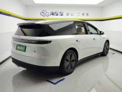 Li Auto i8 Standard Edition - ფოტო 3