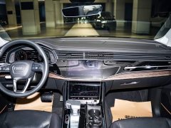 Audi Q7 55 TFSI quattro S line Sport - ფოტო 14