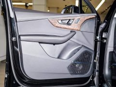 Audi Q7 55 TFSI quattro S line Sport - ფოტო 17