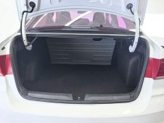 Volkswagen Santana 1.5L Manual Fashion Edition - ფოტო 4