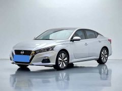 Nissan Teana 2.0L XL Comfort - ფოტო 1