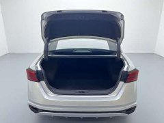 Nissan Teana 2.0L XL Comfort - ფოტო 15