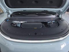 Li Auto L6 Max Smart Refresh Edition - ფოტო 10