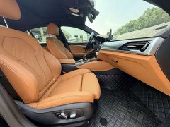 BMW 5 Series (Imported) Facelift 530i M Sport Package - ფოტო 11