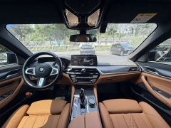BMW 5 Series (Imported) Facelift 530i M Sport Package - ფოტო 14