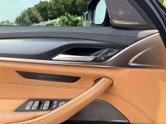 BMW 5 Series (Imported) Facelift 530i M Sport Package - ფოტო 4