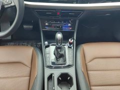 Volkswagen Lavida 280TSI DSG Luxury - ფოტო 16