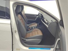 Volkswagen Lavida 280TSI DSG Luxury - ფოტო 8