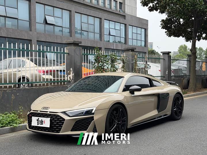Audi R8 V10 Coupe Performance - ავტომობილი ჩინეთიდან