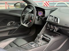 Audi R8 V10 Coupe Performance - ფოტო 10