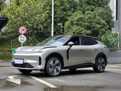Lynk & Co Geely Lynk & Co 08 EM-P 2023 120km Extended Range Halo - ფოტო 1
