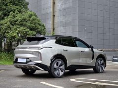 Lynk & Co Geely Lynk & Co 08 EM-P 2023 120km Extended Range Halo - ფოტო 4