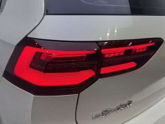 Volkswagen Golf 2023 280TSI DSG R-Line - ფოტო 10