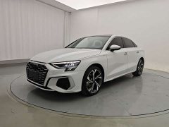 Audi A3 Facelift A3L Limousine 35 TFSI Luxury Sport - ფოტო 1