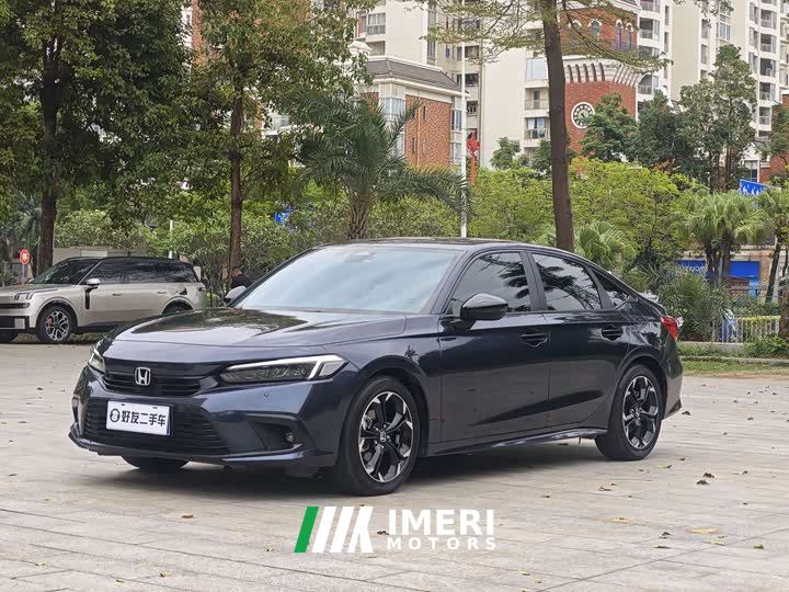 Honda Civic 240TURBO CVT Fuel Dynamic Edition